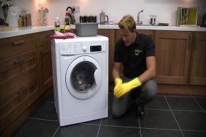 Nguyên nhân khiến máy giặt cửa trước Electrolux không vắt được