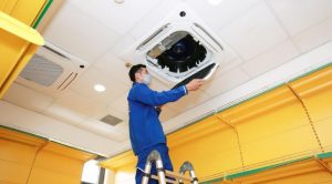 Dịch vụ vệ sinh điều hòa âm trần chuyên nghiệp uy tín tại Điện lạnh Đức Hưng